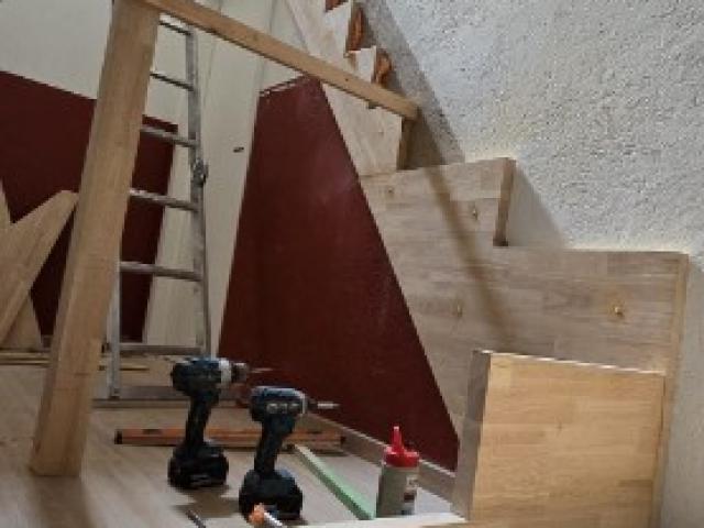 Réalisation d'un escalier en bois à Bruxelles